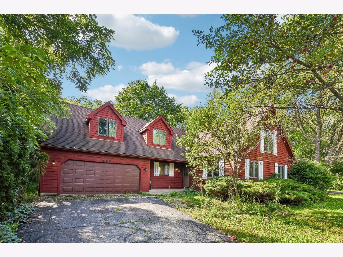  For Sale Crystal Lake Illinois, 3007 Garden Lane
