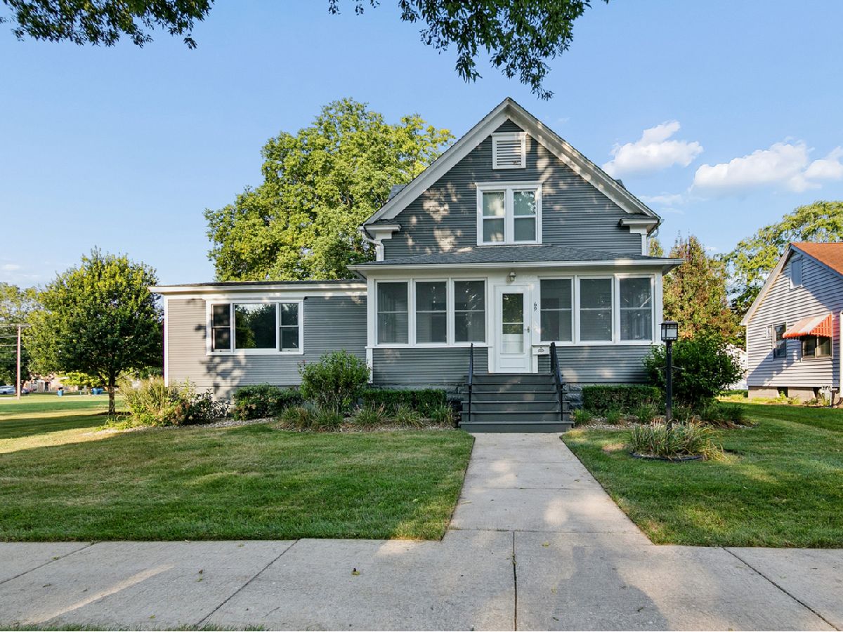  For Sale Momence Illinois, 69 Hill Street