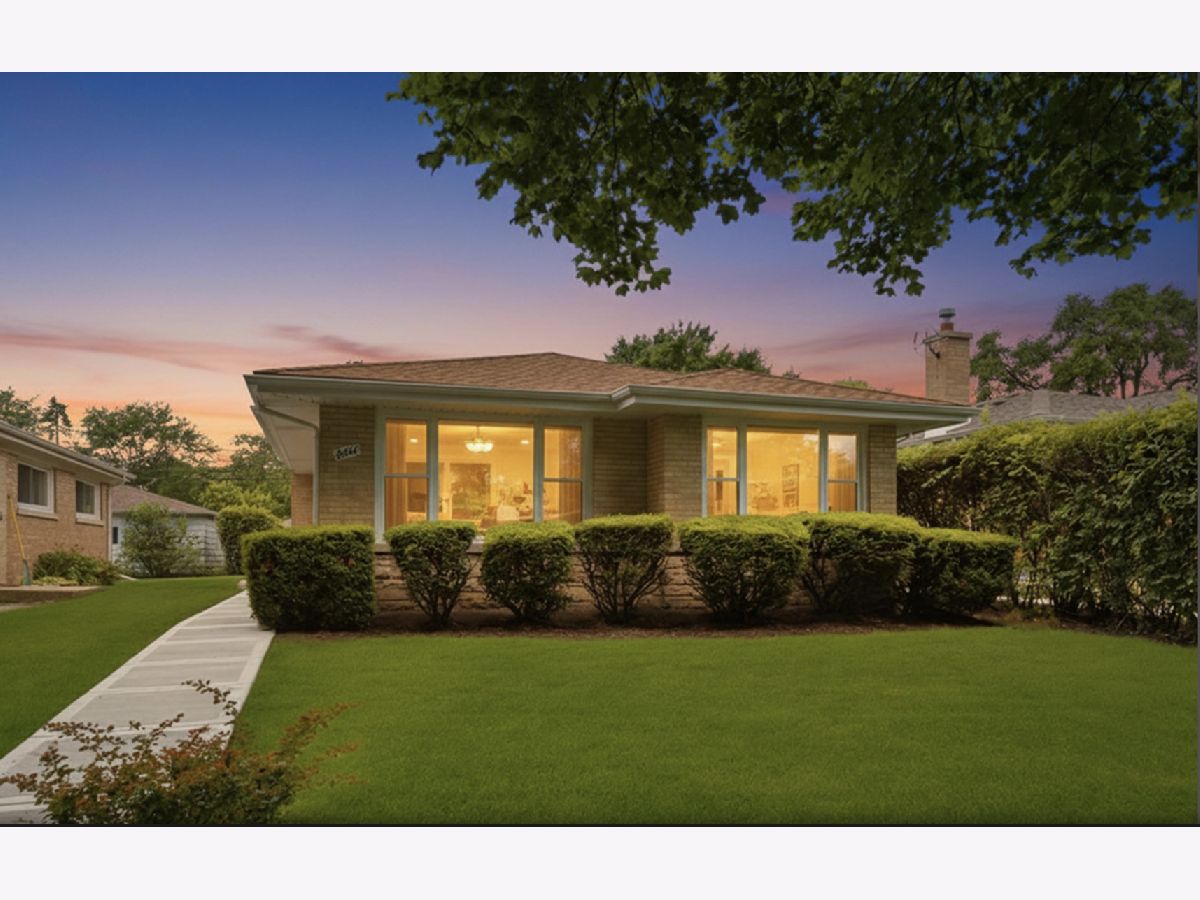  For Sale Skokie Illinois, 8434 Lawndale Avenue
