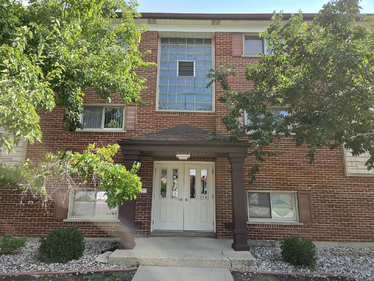  For Sale River Grove Illinois, 2537 Thatcher Avenue