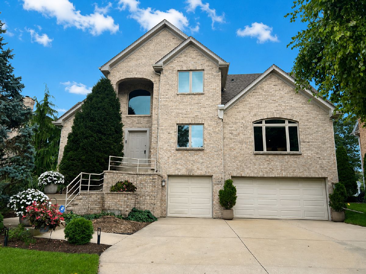  For Sale Palatine Illinois, 1268 Palos Avenue