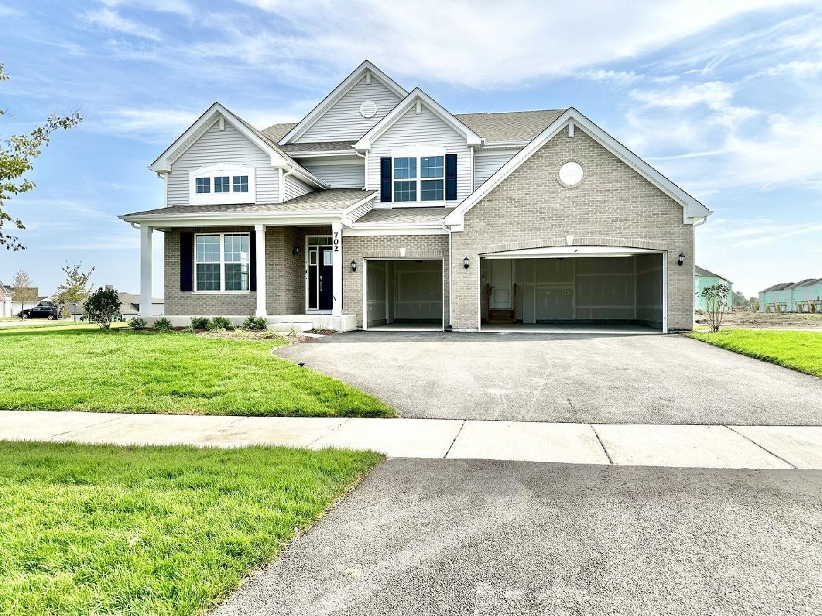 Homes For Sale Hudson Pointe Oswego Illinois, 702 West Point Way