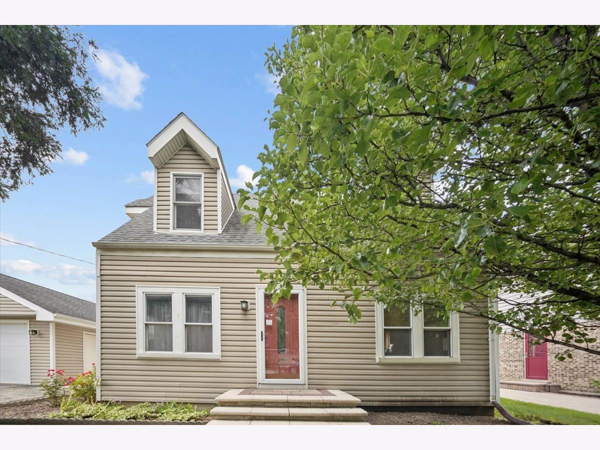  For Sale Des Plaines Illinois, 2158 Elmira Avenue