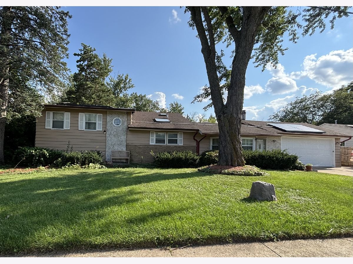  For Sale Prospect Heights Illinois, 11 Palatine (frontage) Road
