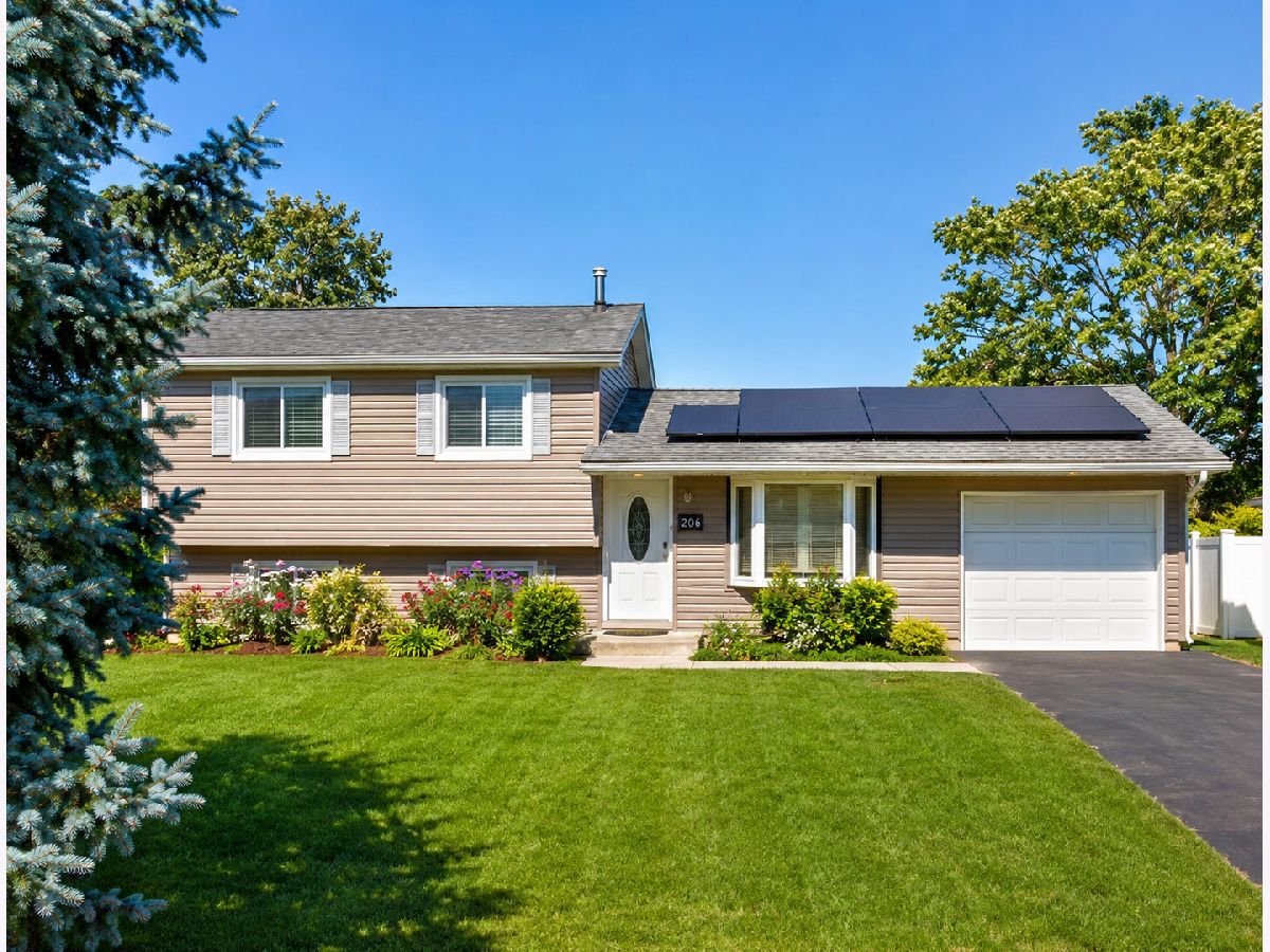  For Sale Bolingbrook Illinois, 206 Briarcliff Road