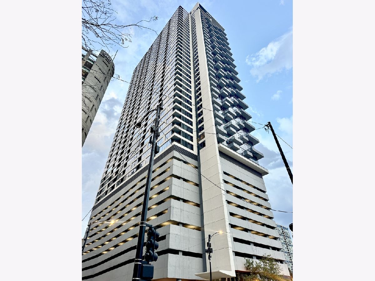  For Rent Chicago Illinois, 235 Van Buren