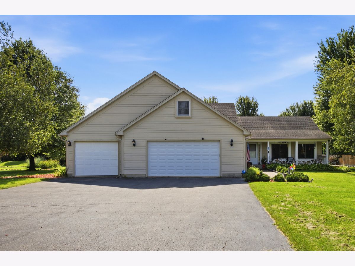  For Sale Harvard Illinois, 22902 Graf Road