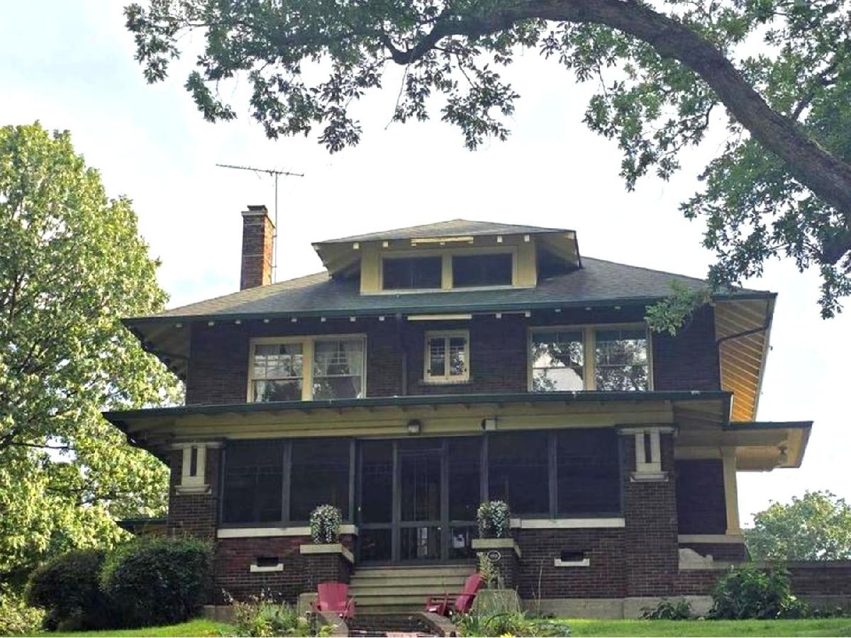  For Sale Joliet Illinois, 600 Buell Avenue