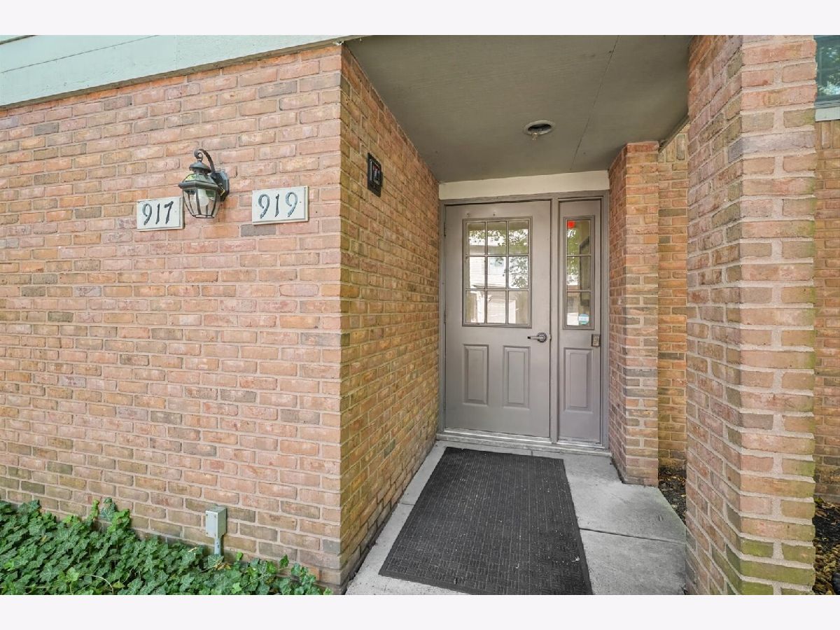  For Sale Champaign Illinois, 917 A Cheshire Drive