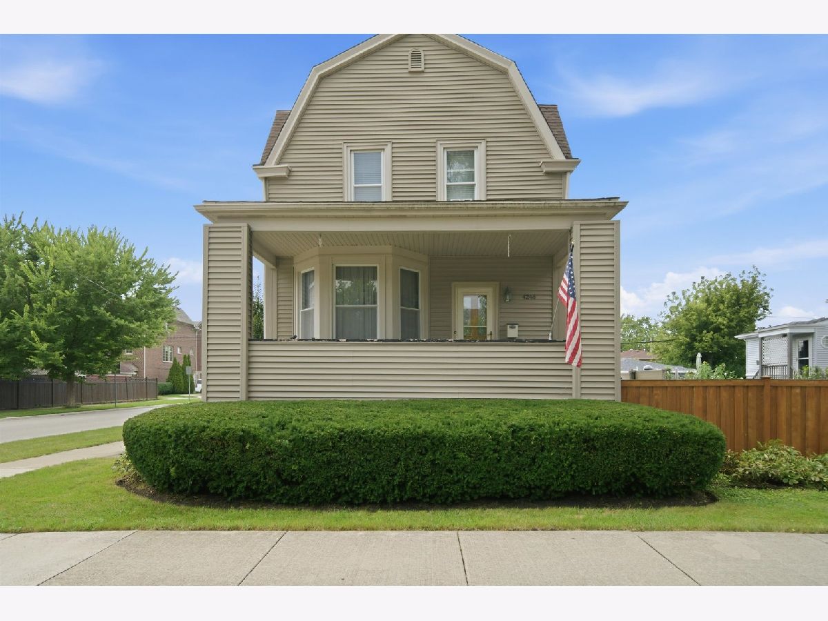  For Sale Brookfield Illinois, 4246 Blanchan Avenue