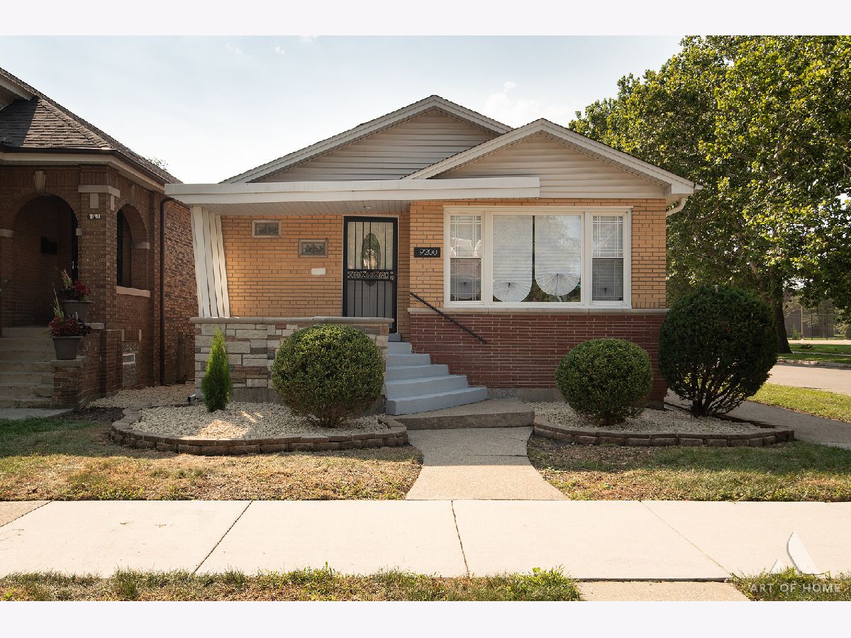  For Sale Chicago Illinois, 9200 Racine Street