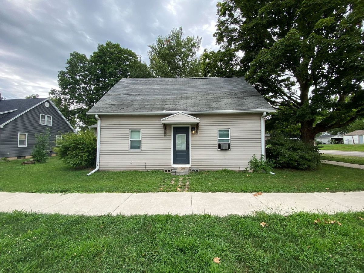  For Sale Metamora Illinois, 301 Hanover Street