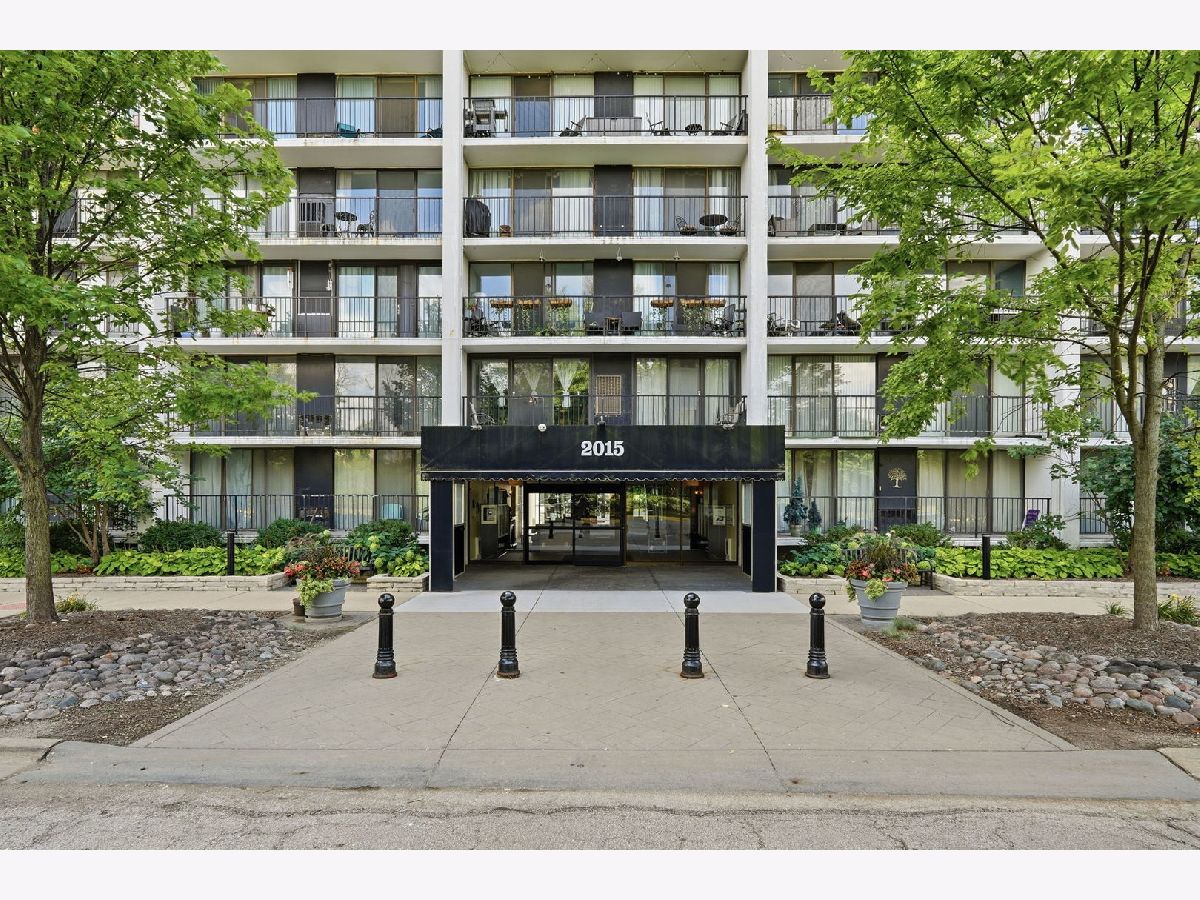  For Sale Lombard Illinois, 2015 Finley Road