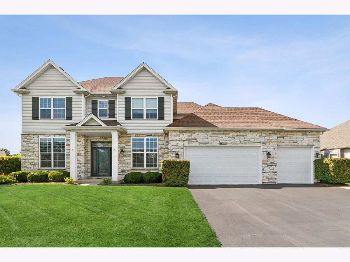  For Sale Yorkville Illinois, 911 Hayden Drive