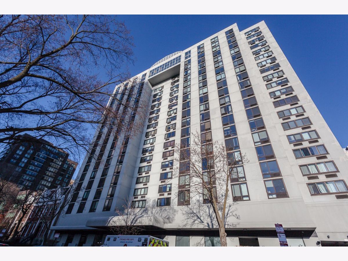  Rented Chicago Illinois, 1221 Dearborn