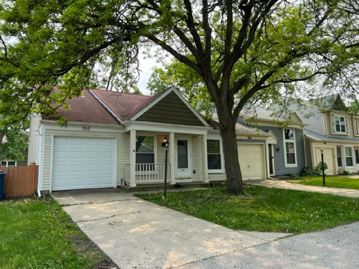  For Sale Hanover Park Illinois, 760 Roosevelt Road