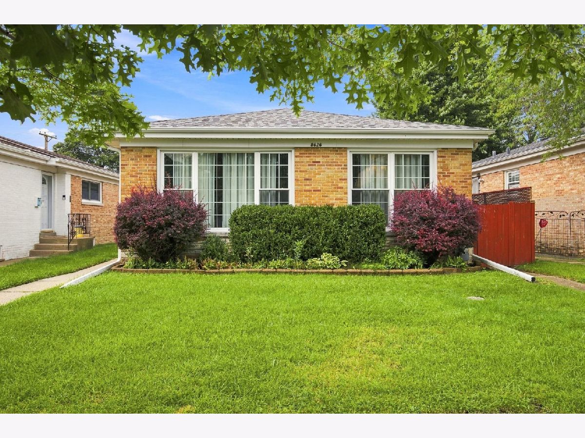  For Sale Skokie Illinois, 8626 Saint Louis Avenue