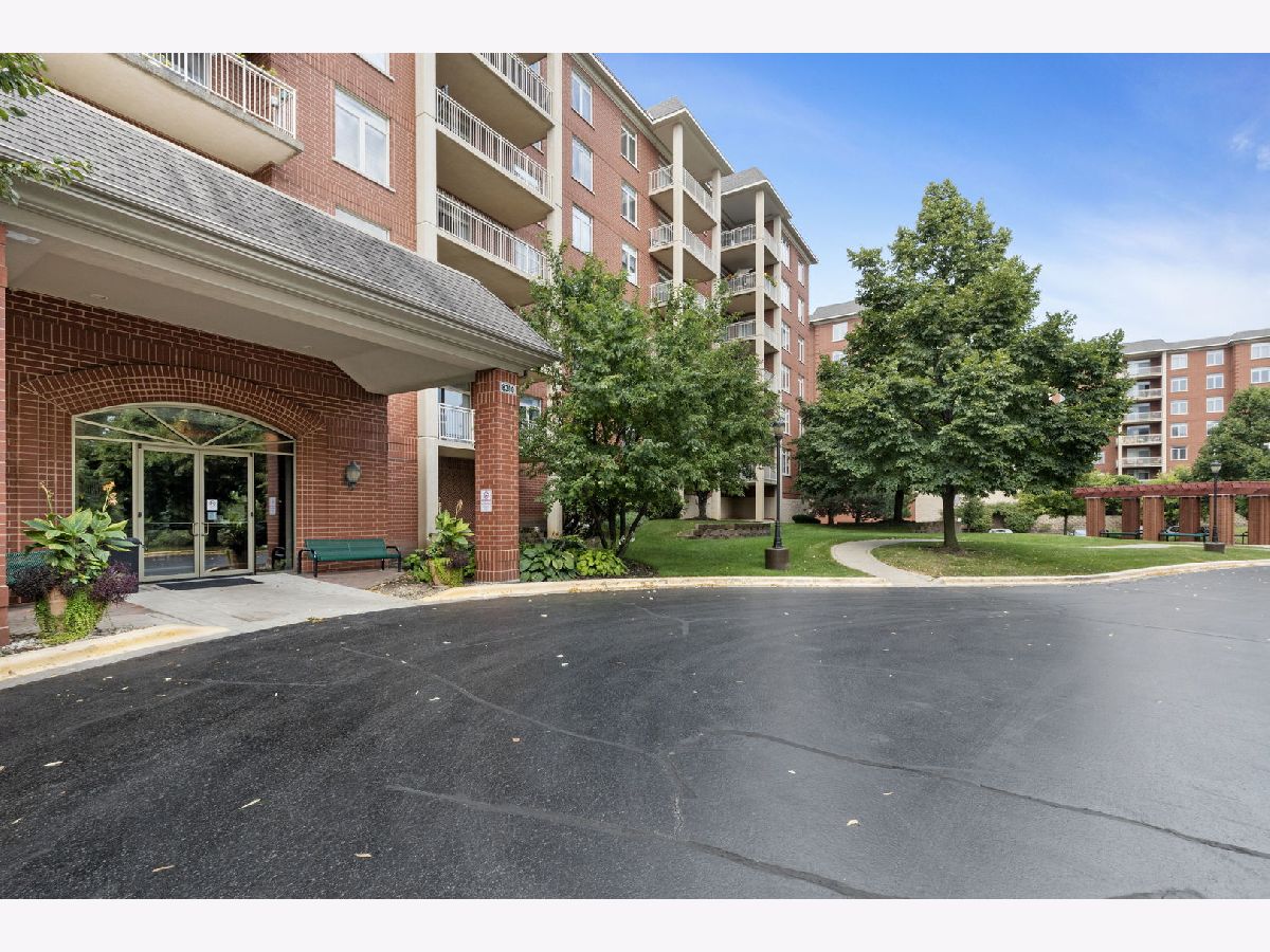 Condos & Townhomes & Homes For Sale Woodlands Of Morton Grove Morton Grove Illinois, 8300 Callie Avenue