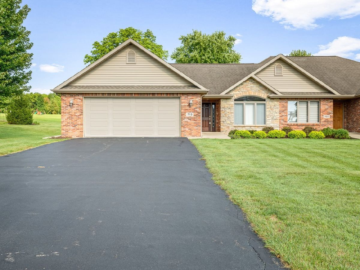  For Sale Byron Illinois, 713 Birch Street