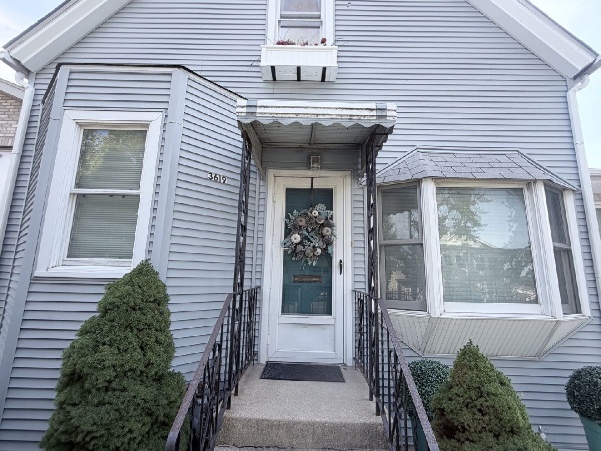  Rented Chicago Illinois, 3619 Rockwell