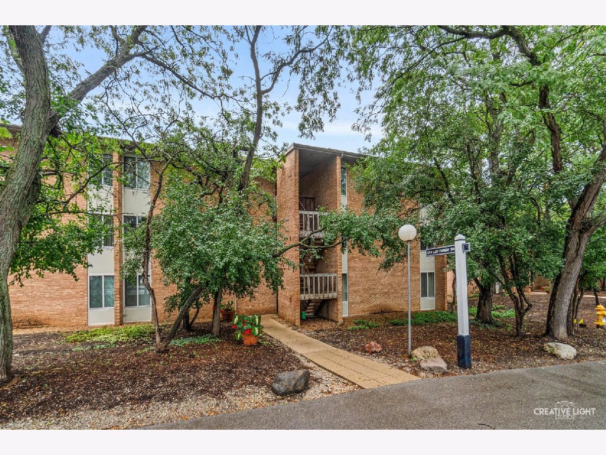 Condos & Townhomes For Rent Four Lakes Lisle Illinois, 1601 Fairway