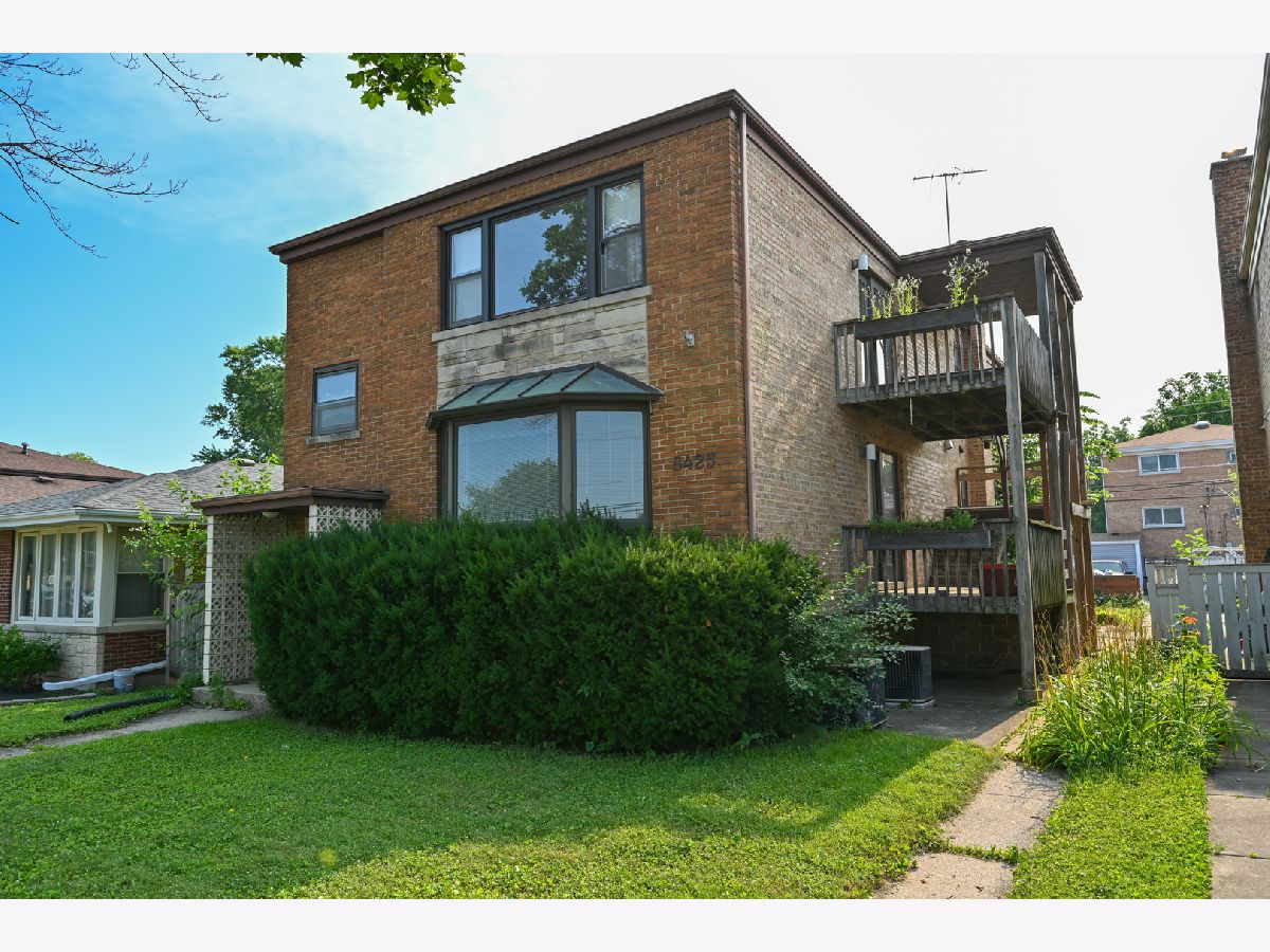  For Sale Skokie Illinois, 8425 Christiana Avenue