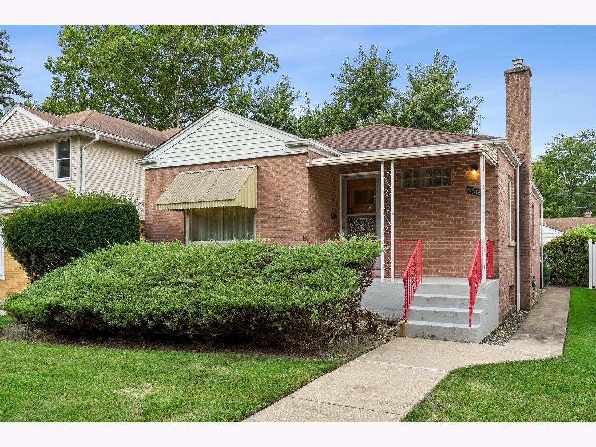 Homes & Condos & Townhomes For Sale Sauganash Chicago Illinois, 5618 Kenneth Avenue