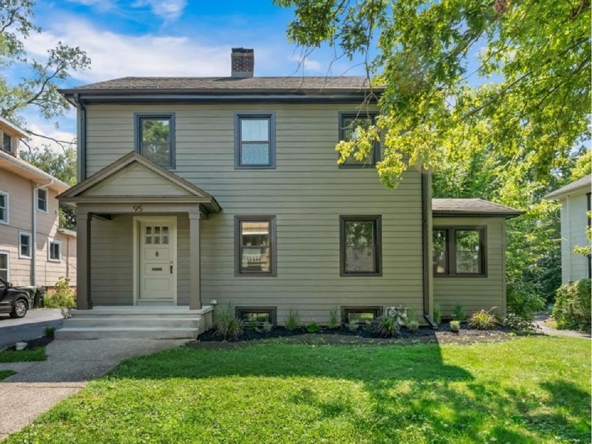  For Sale Riverside Illinois, 95 Pine Avenue