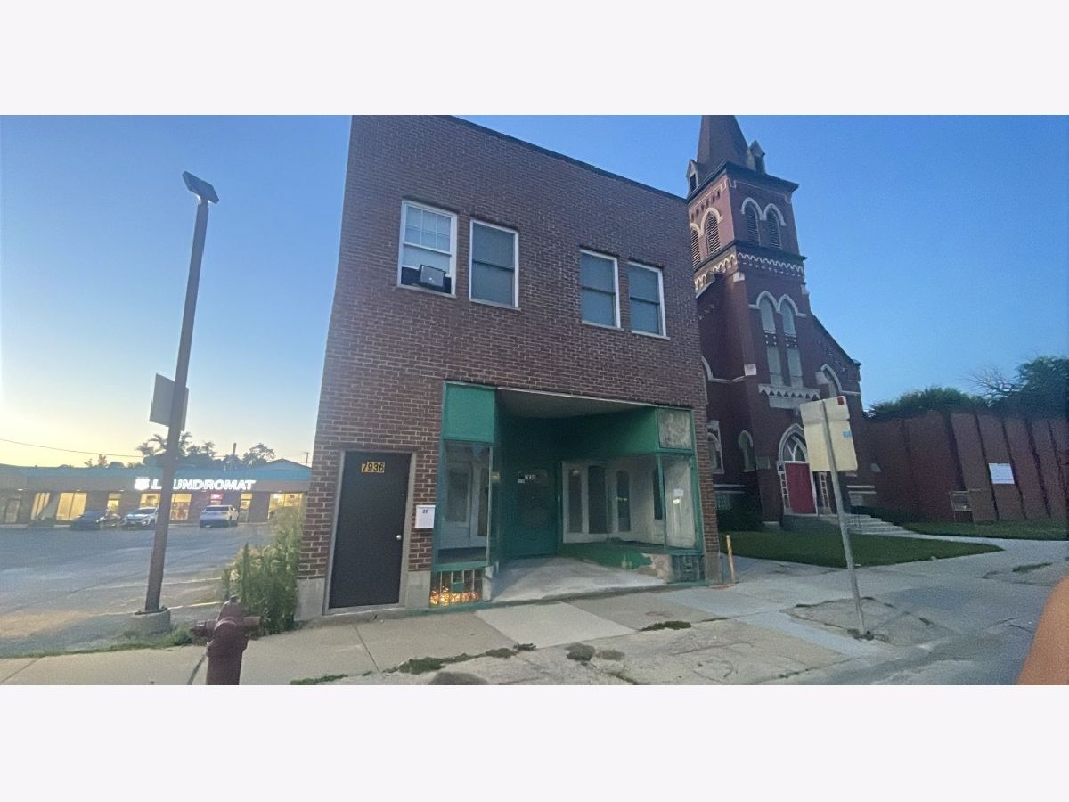  For Rent Lyons Illinois, 7936 Ogden