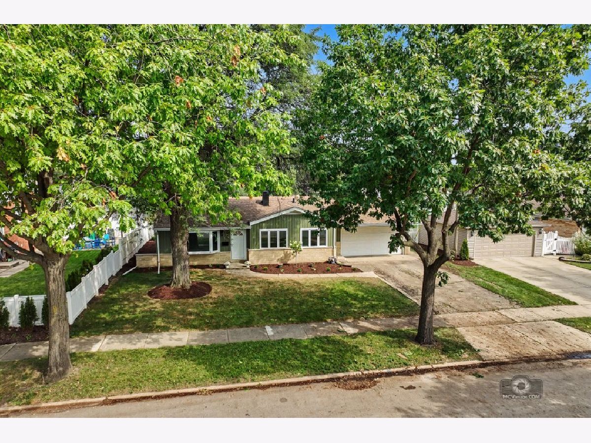  For Sale Lombard Illinois, 218 Central Avenue
