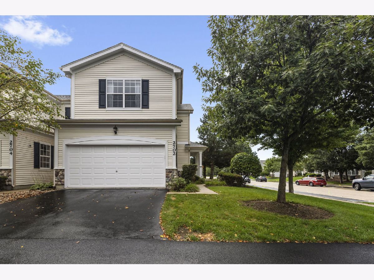  For Sale Mchenry Illinois, 2702 Kendall Crossing