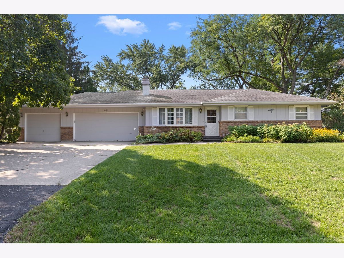  For Sale Machesney Park Illinois, 601 Windfield Lane