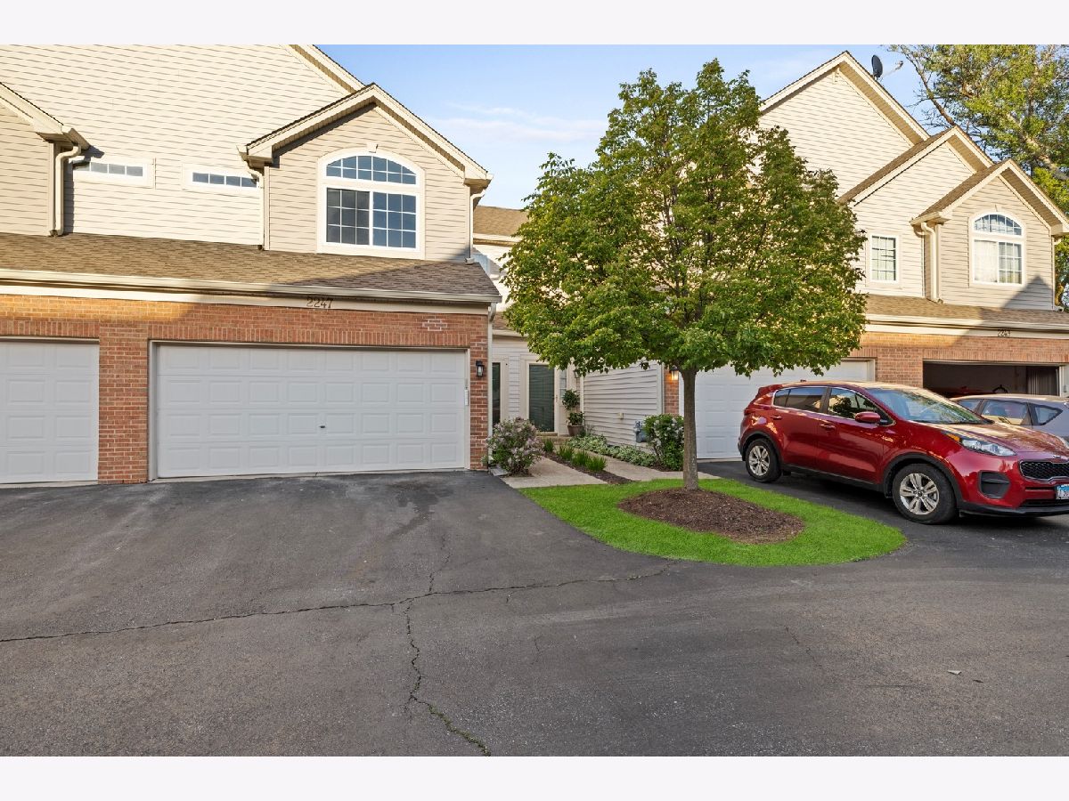  For Sale Aurora Illinois, 2247 Stoughton Drive