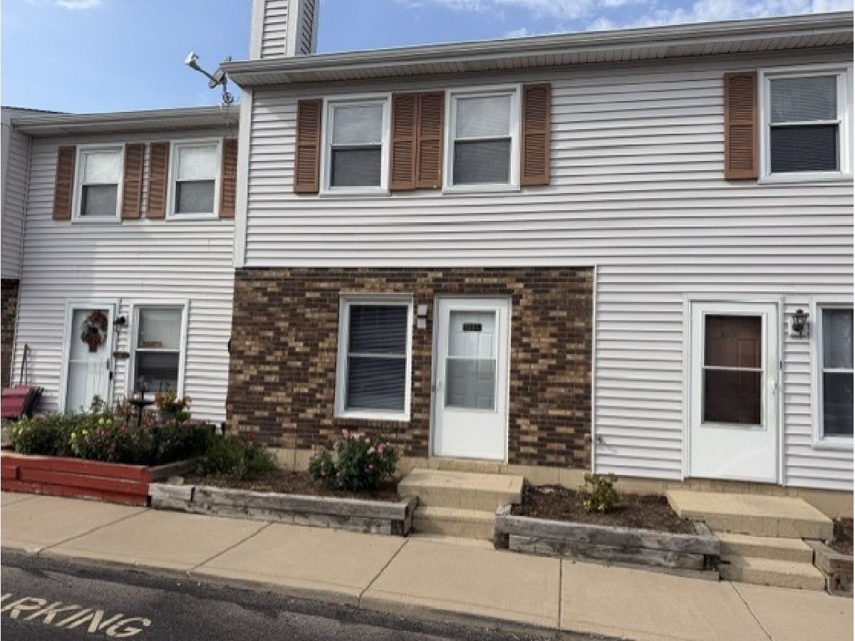  For Rent Aurora Illinois, 1235 Marywood