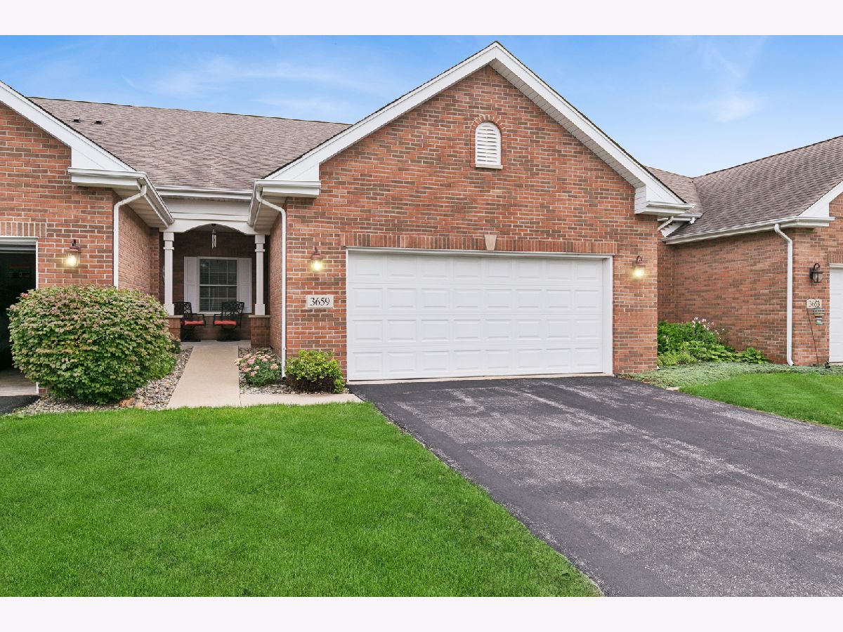 Condos & Townhomes For Sale Cedar Pointe Lansing Illinois, 3659 193rd Place