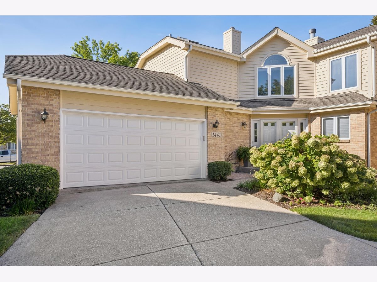  For Sale Darien Illinois, 1441 Coventry Court