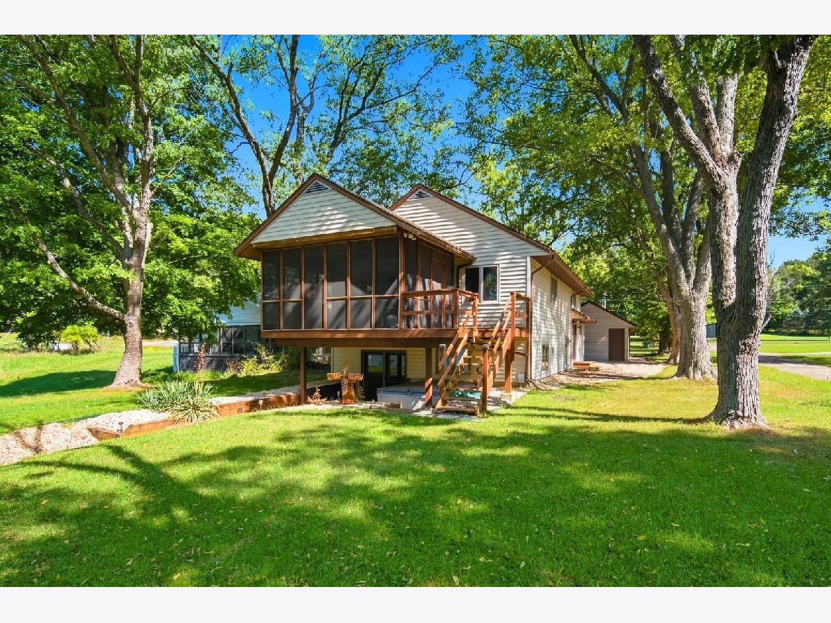 Homes For Sale Lake Wildwood Varna Illinois, 154 Beachview Court