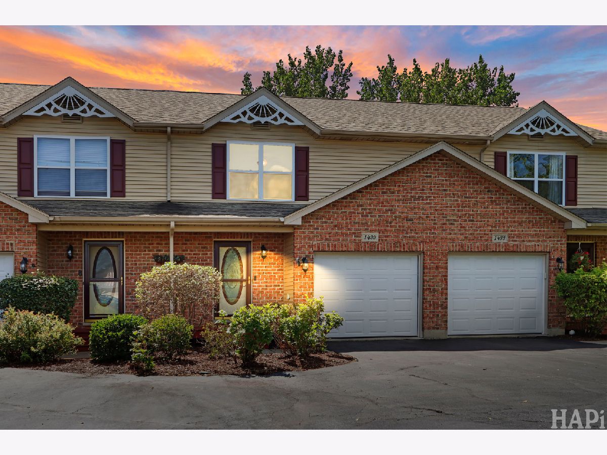  For Sale Woodstock Illinois, 1429 Rhett Place