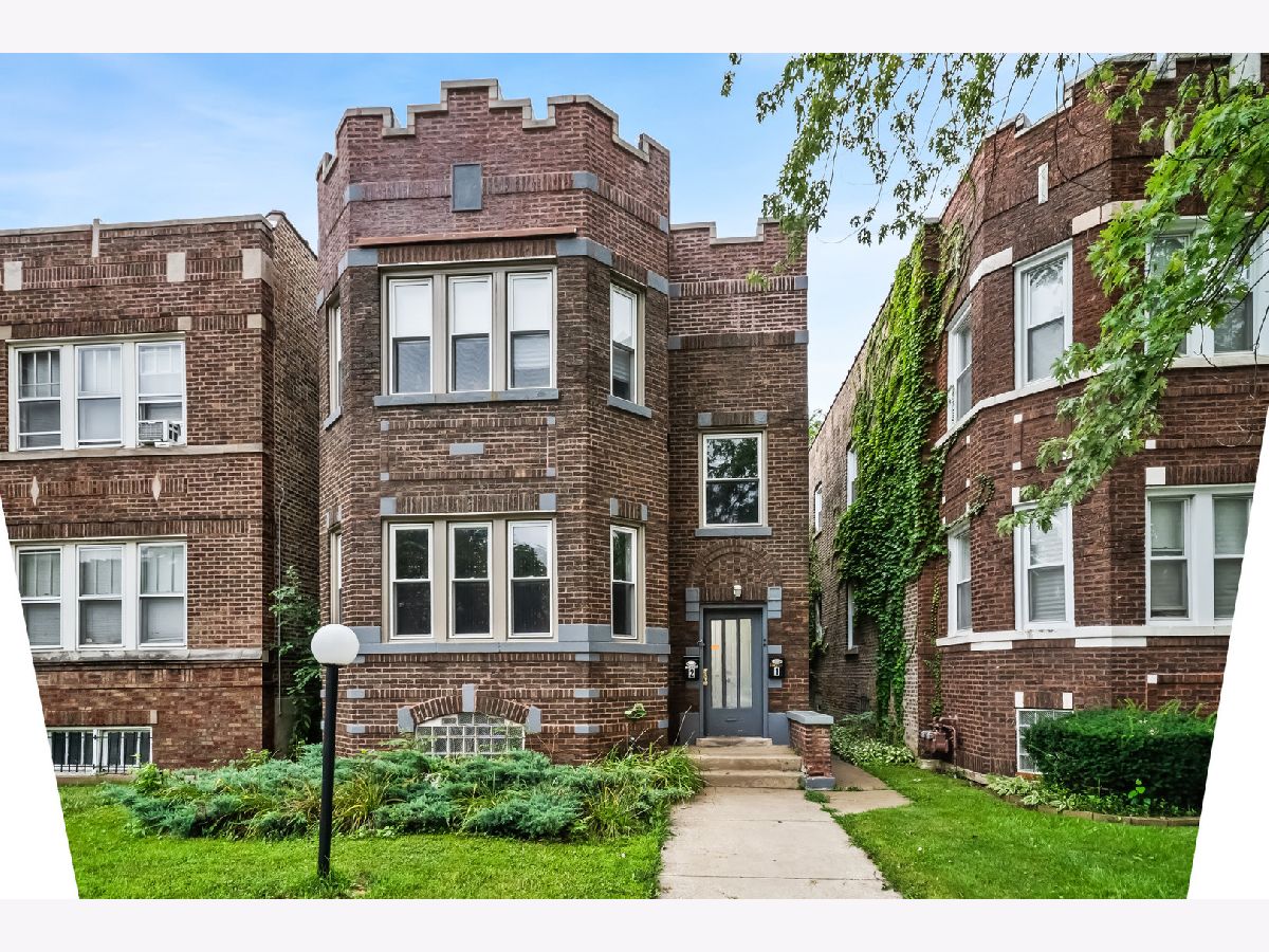 Homes For Sale Park Manor Chicago Illinois, 7605 Calumet Avenue