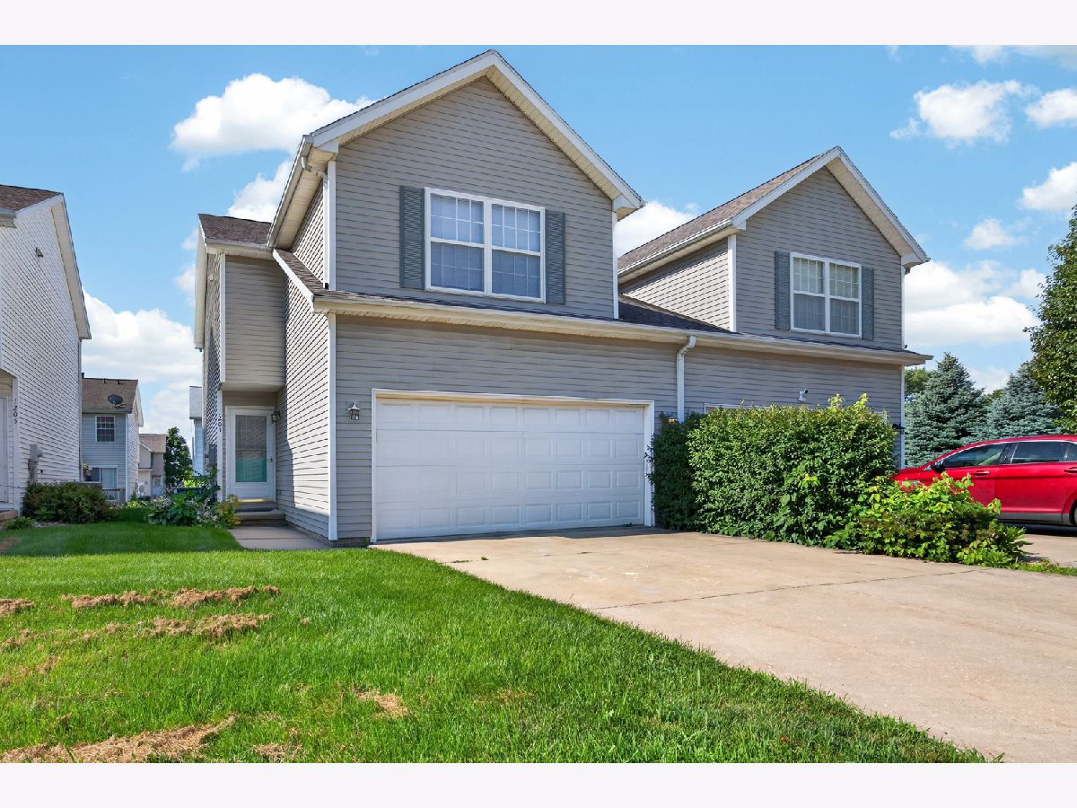  For Sale Bloomington Illinois, 1203 Riviera Drive