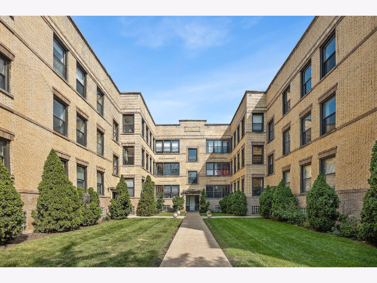  For Sale Chicago Illinois, 4823 Kimball Avenue