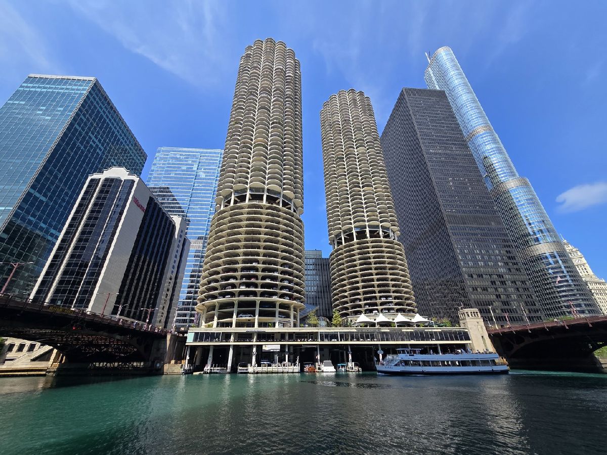  For Rent Chicago Illinois, 300 State
