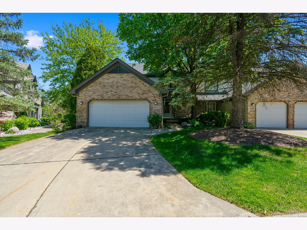  For Sale Homer Glen Illinois, 14337 Provencal Drive