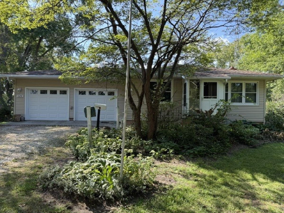  For Sale Essex Illinois, 13698 4250n Road