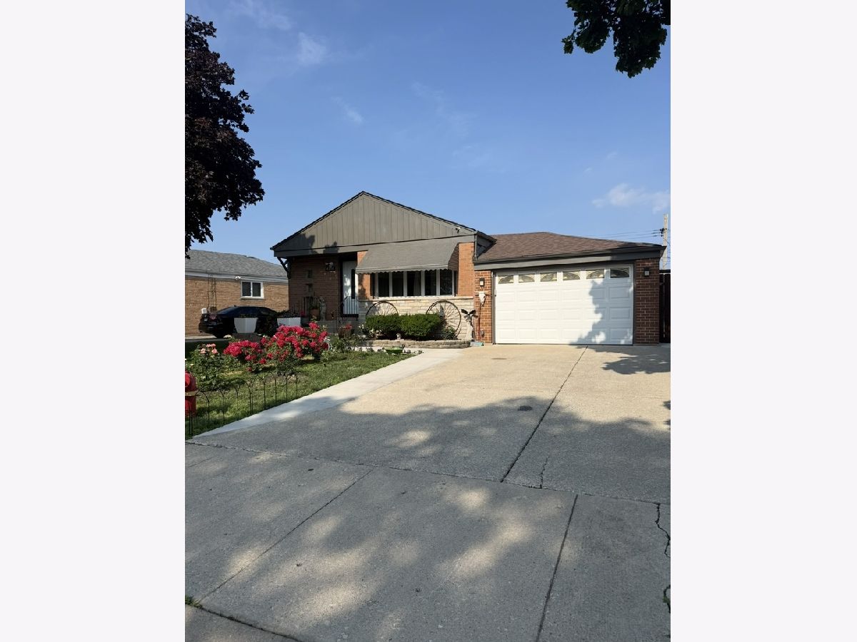 For Sale Chicago Illinois, 8207 Kostner Avenue