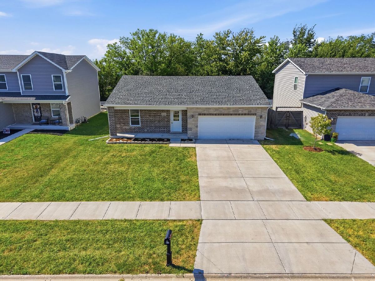  For Sale Braidwood Illinois, 812 Western Avenue