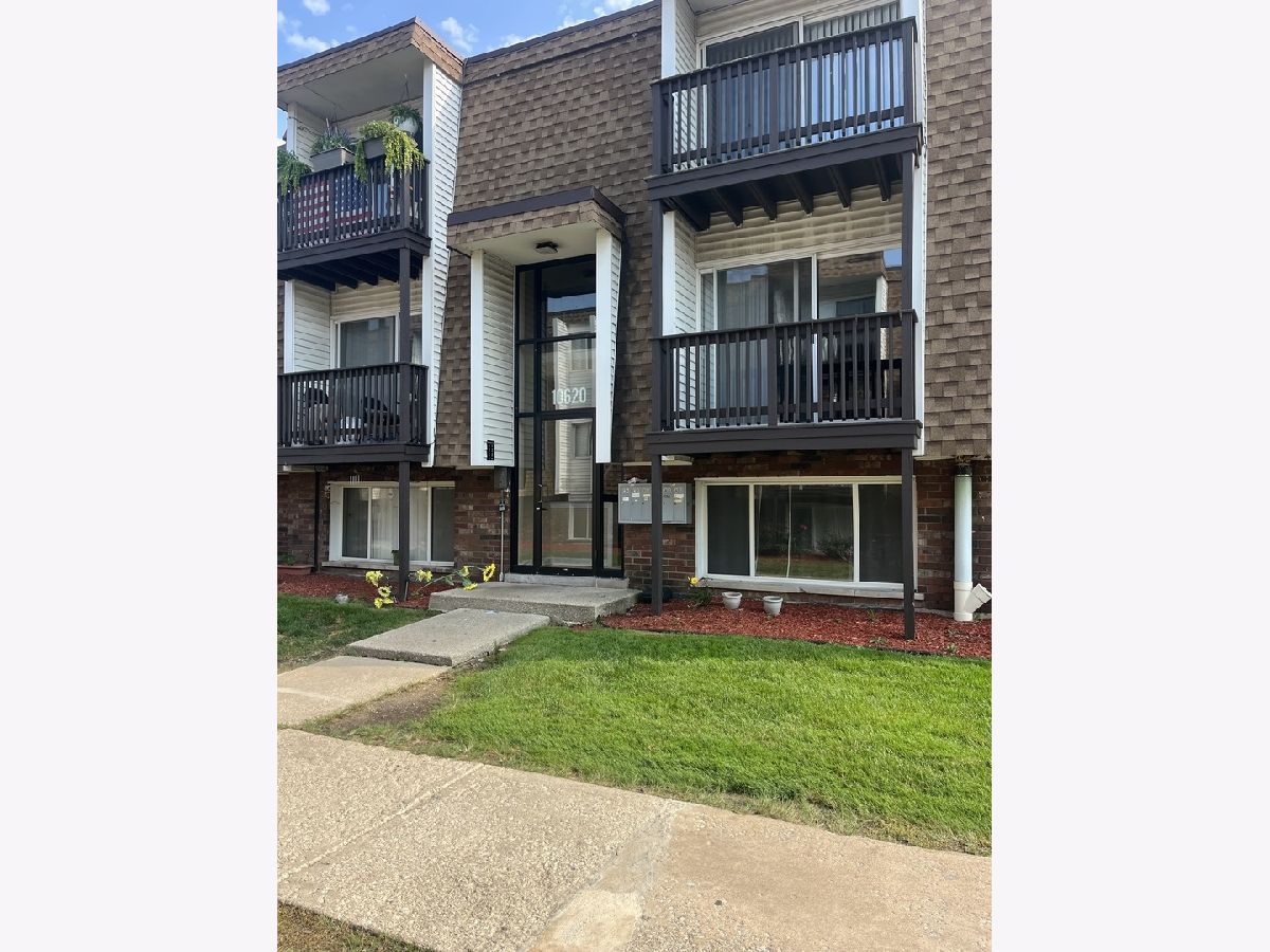  For Rent Chicago Ridge Illinois, 10620 Brooks