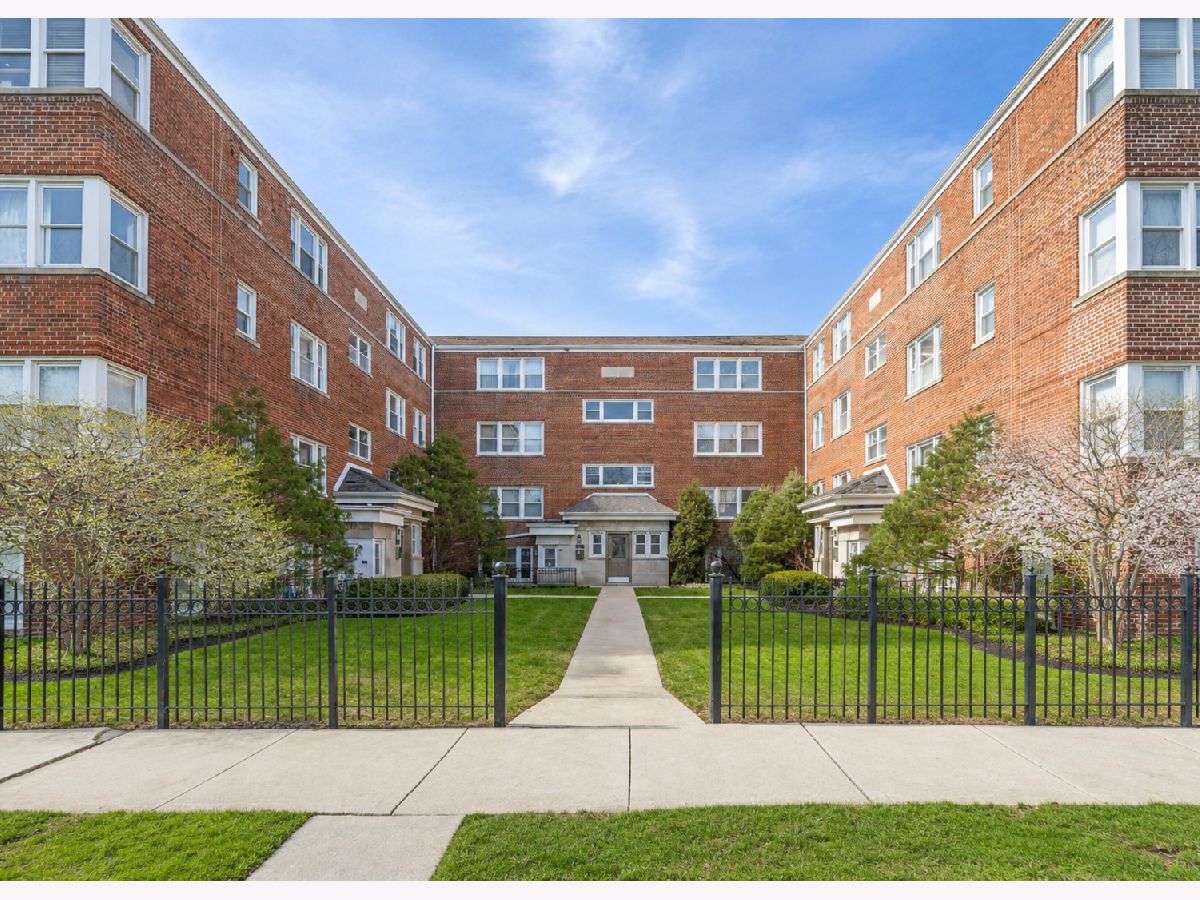  For Sale Chicago Illinois, 2914 Berwyn Street