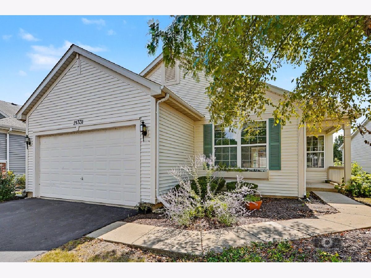  For Sale Crest Hill Illinois, 21331 Windsor Lake Lane