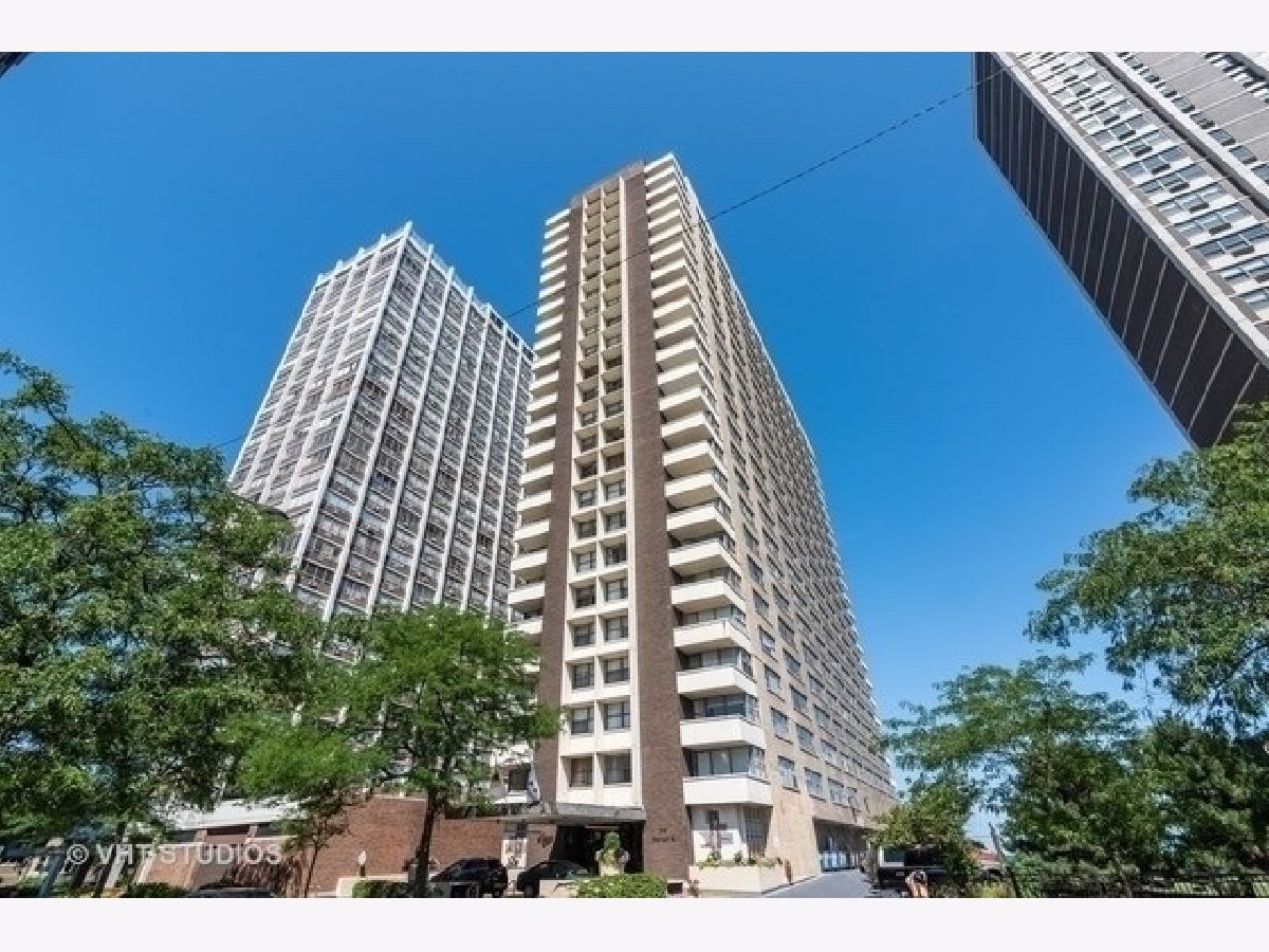  Rented Chicago Illinois, 6157 Sheridan